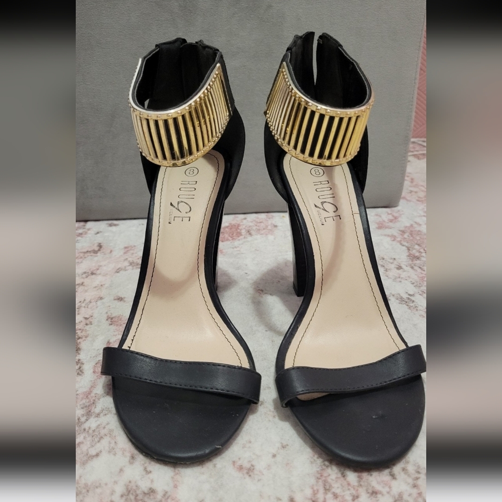 Rouge Ankle strap block heel - Womens size 8